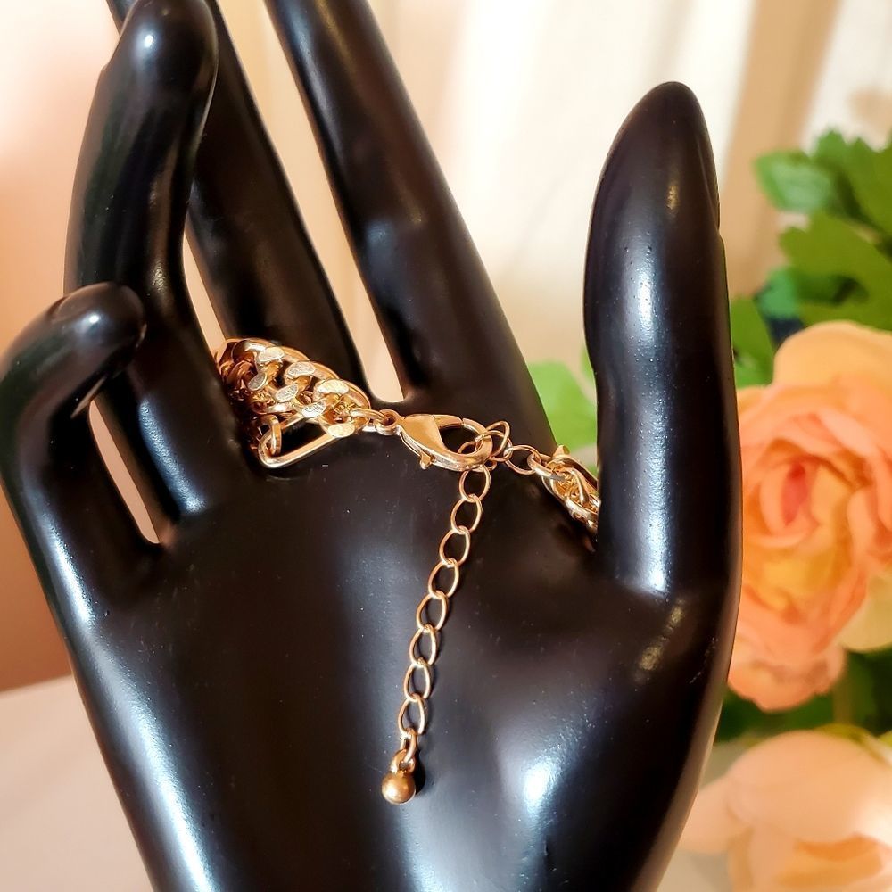 𝅺goldtone Athena Chain Bracelet - Picture 6 of 7